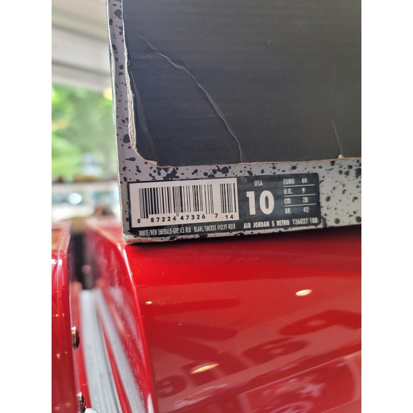 Jordan 5 grape size 10 - Picture 2 of 9